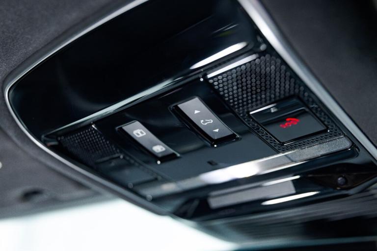 2023 Land Rover Range Rover Sport AUTOBIOGRAPHY SLIDING PANORAMIC ROOF Estate Petrol/Ele Automatic