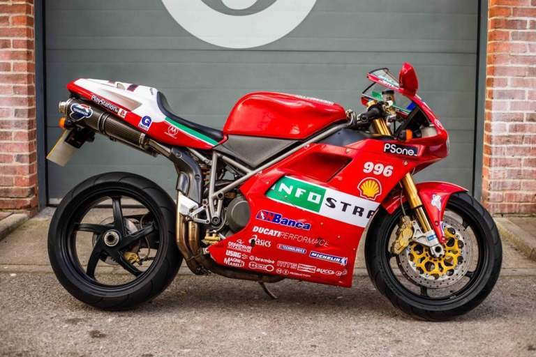 Ducati 996 SPS ! BAYLISS WSBK REP ! ULTRA LOW MILES ! COLLECTORS