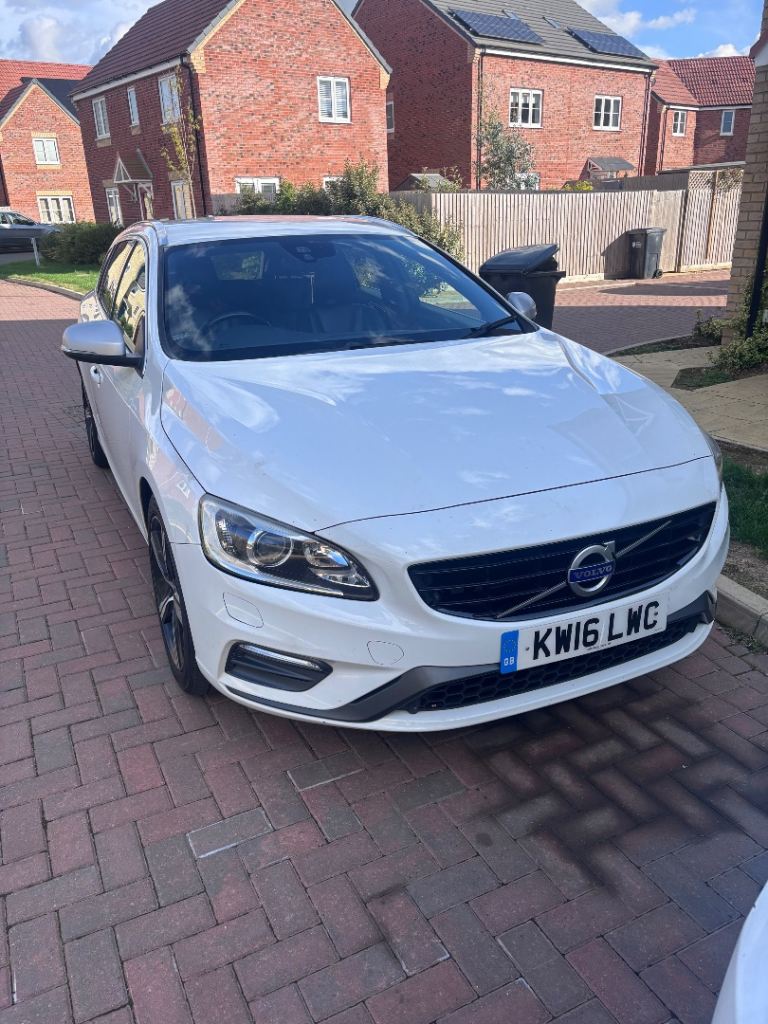 Volvo, V60, Estate, 2016, Manual, 1969 (cc), 5 doors