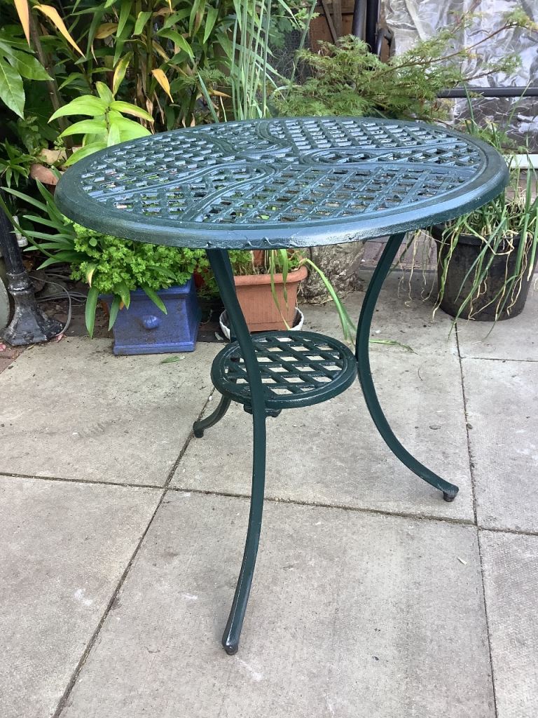 Aluminium garden patio table 