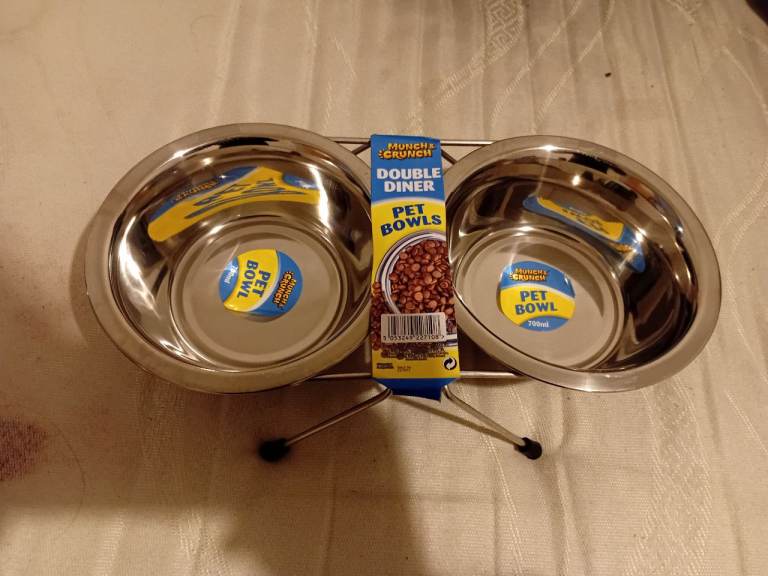 Munch & crunch double dinner pet bowl 