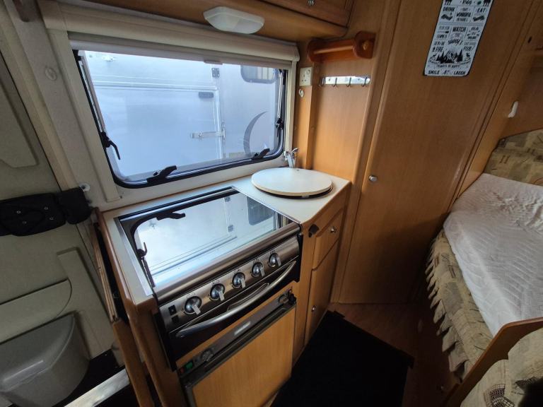 CI Carioca Living 15 Coachbuilt Motorhome 2004