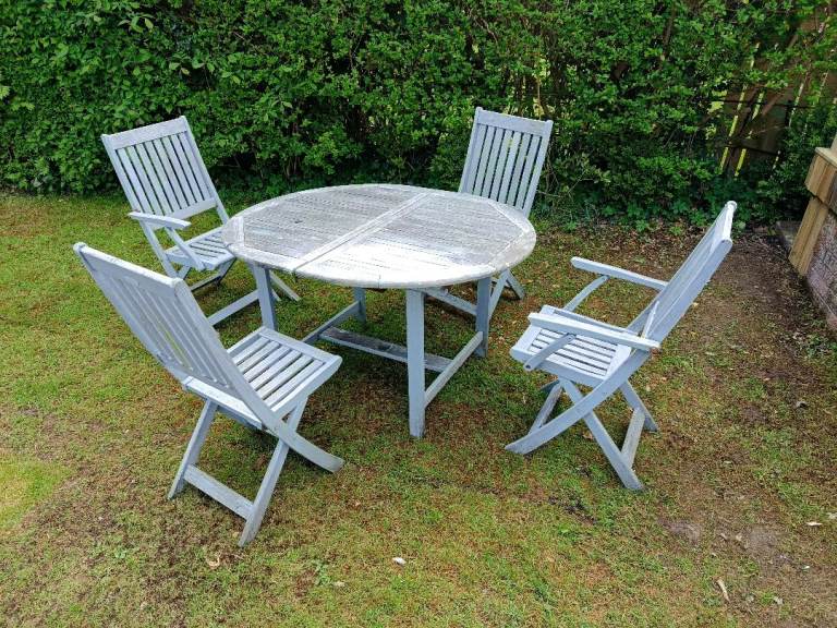 garden table and 4 chairs