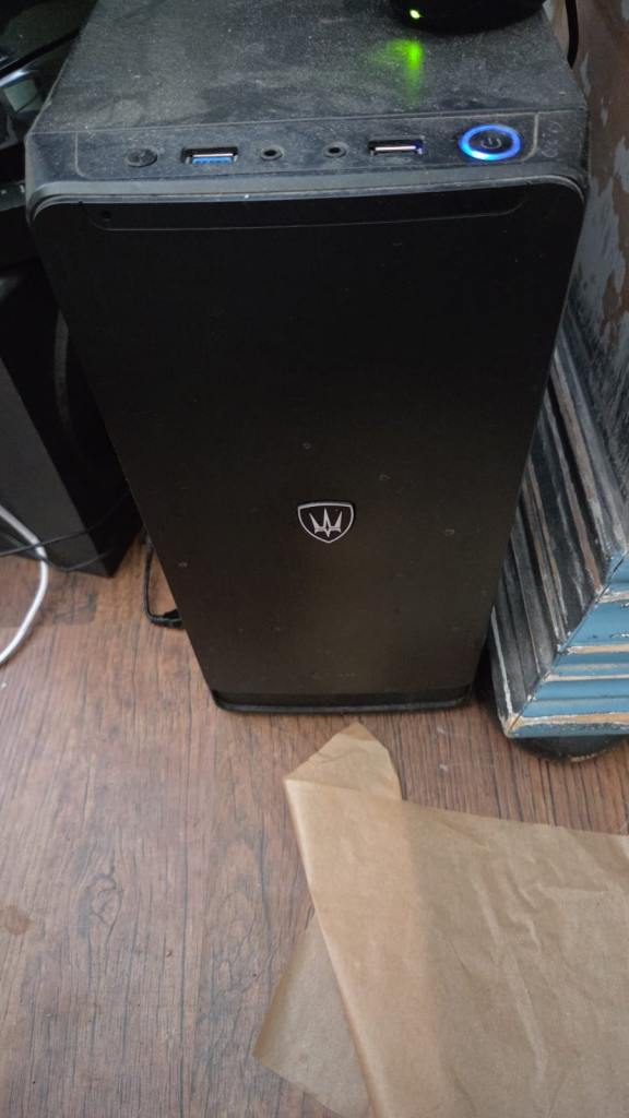 Acer Desktop PC and Monitor Bundle – Intel Pentium, 4GB RAM
