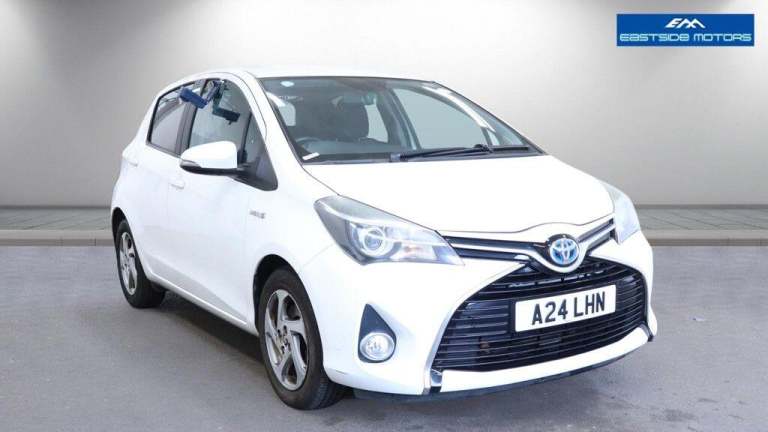 2015 Toyota Yaris 1.5 VVT-h Icon E-CVT Euro 6 5dr HATCHBACK Petrol/Electric Hybrid Automatic