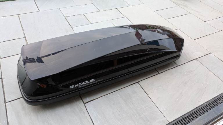 Exodus 360L Roof Box – Gloss Black