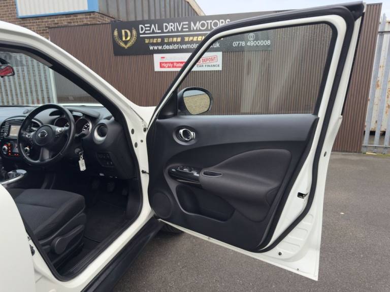 2014 Nissan Juke 1.5 dCi 8v n-tec SUV 5dr Diesel Manual Euro 5 (s/s) (110 ps) HATCHBACK Diesel Ma...