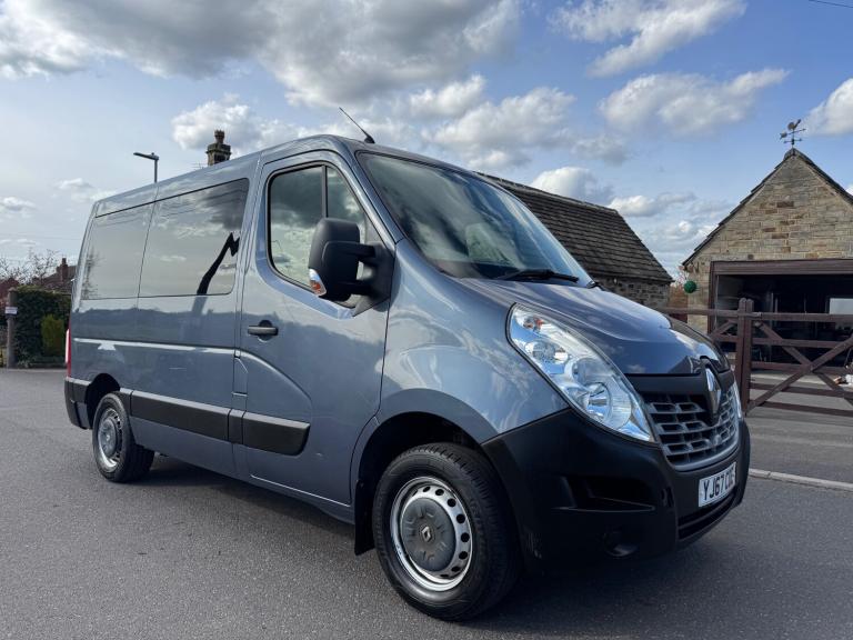 2018 Renault Master 2018 RENAULT MASTER 2.3 DCI 28 BUSINESS QUIKSHIFT AUTO EURO 6 WINDOW VAN  PAN...