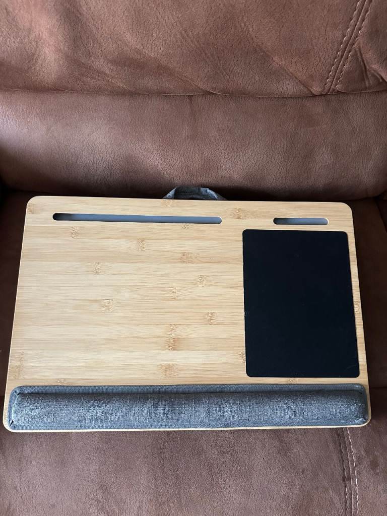 Bamboo Laptop Desk with Wrist Rest – Excellent Condition