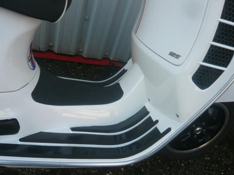 Piaggio Vespa GTS 125 SUPER ONLY 634 MILES 2021 LEARNER LEGAL SCOOTER 50 SH N X 