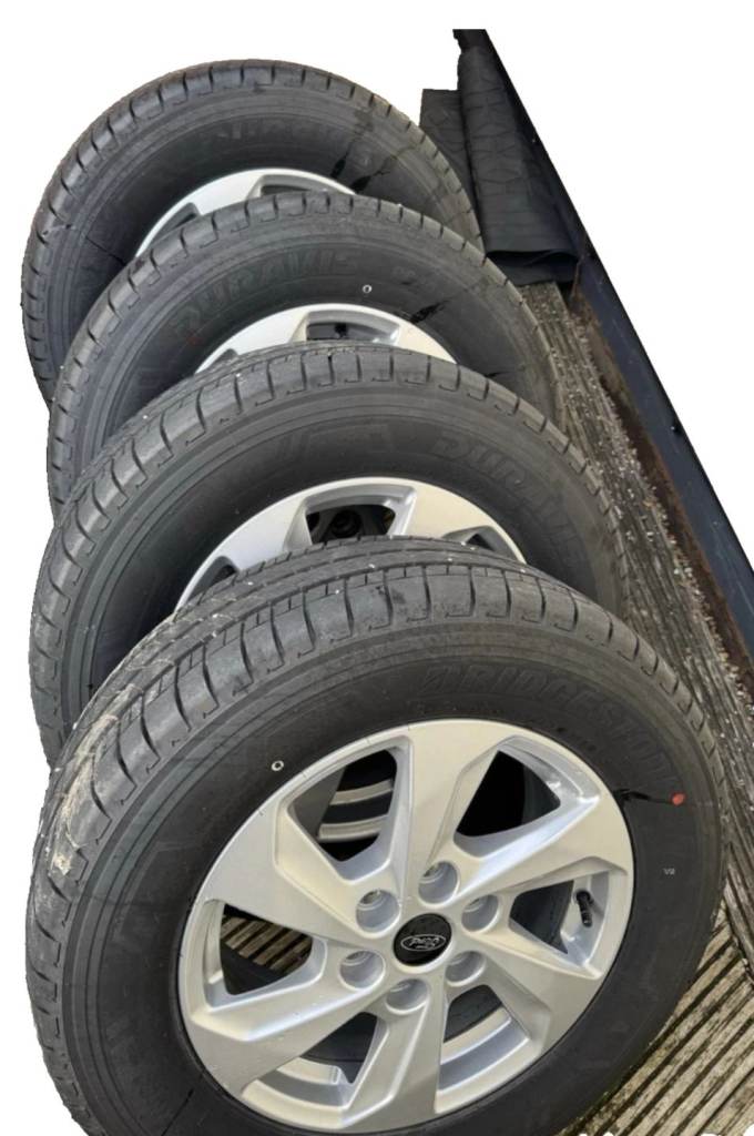 Brand New Set of 4 Genuine Ford Transit Custom 16” Alloy Wheels & Bridgestone Tyres 2023+