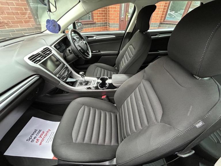 FORD MONDEO 2.0 TDCi Zetec Euro 6 (s/s) 5dr 2015