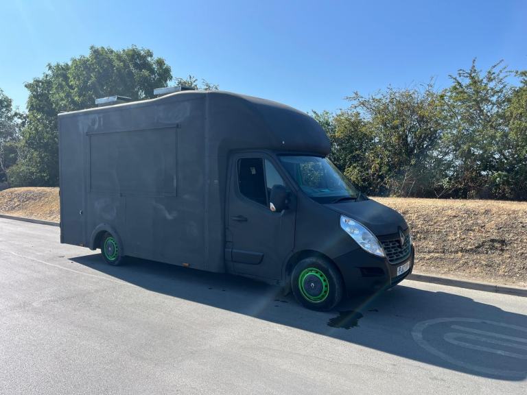 RENAULT MASTER CATERING/FOOD/BURGER/KEBAB/COFFE/TEA VAN FOR SALE