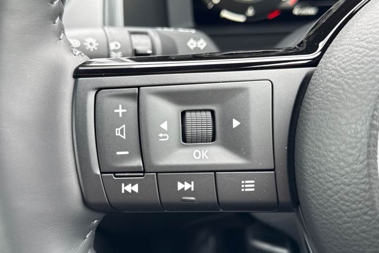 2025 Nissan Qashqai 1.3 DiG-T MH Tekna 5dr Hatchback Petrol Manual