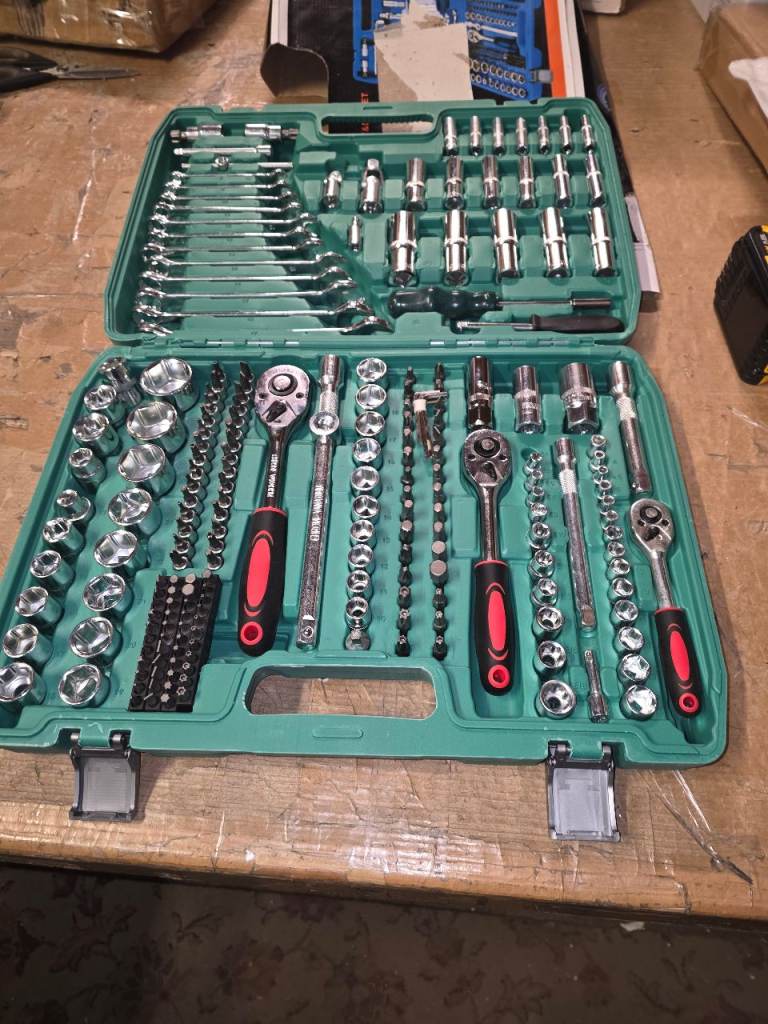 image for A new still in its own carring case 216 pcs socket , bir and spanner set 