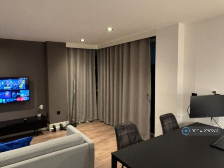 1 bedroom flat in Blackfriars Road, Salford, M3 (1 bed) (#2787208)