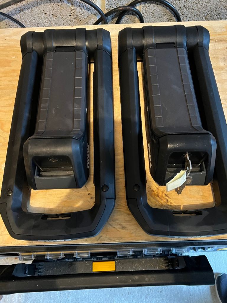 Thule Hull-a-port AERO kayak carrier