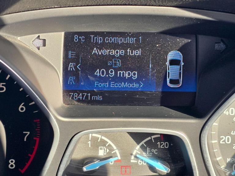 2016 Ford Focus 1.0 EcoBoost 125 Titanium 5dr HATCHBACK PETROL Manual