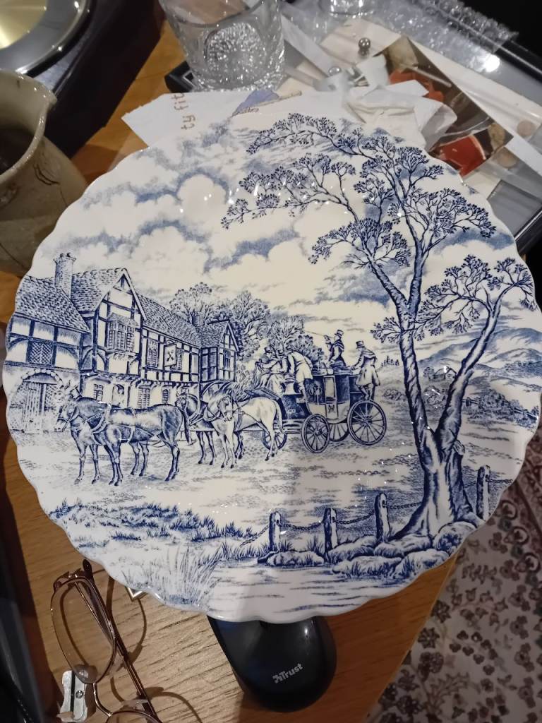 Myott  '' Royal Mail ''   plate