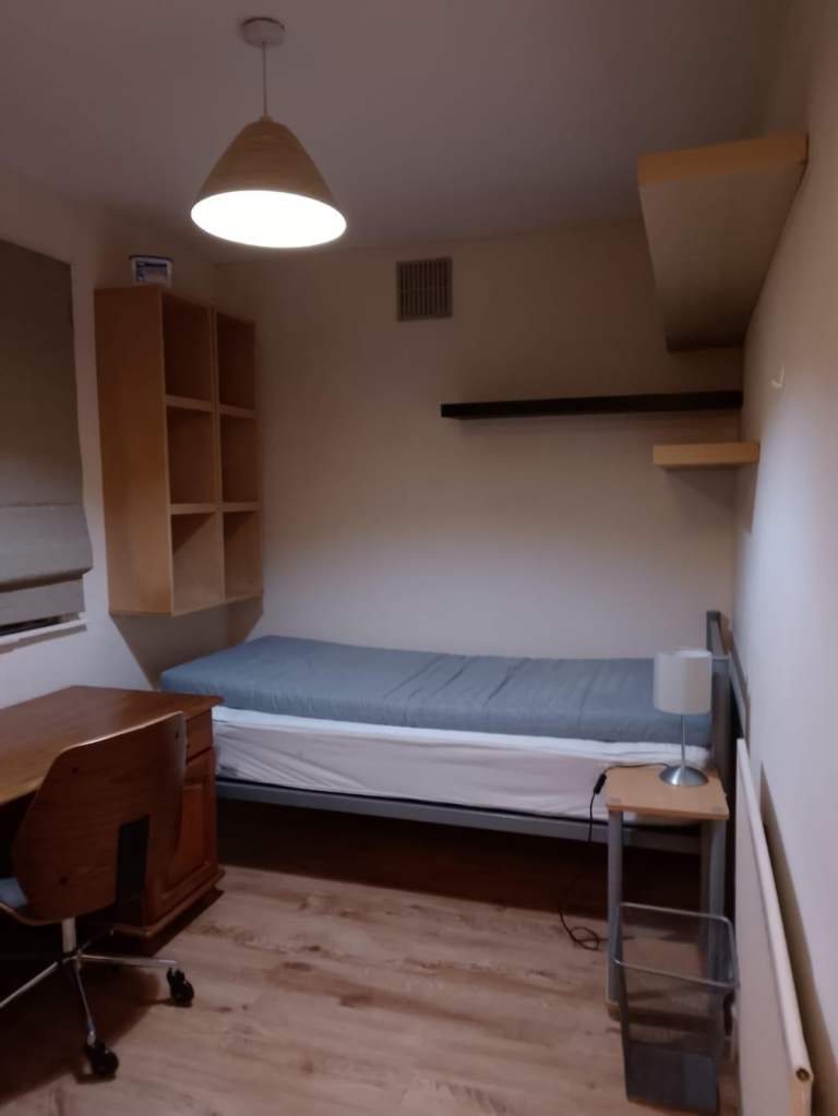 Furnished room available Jan 2026