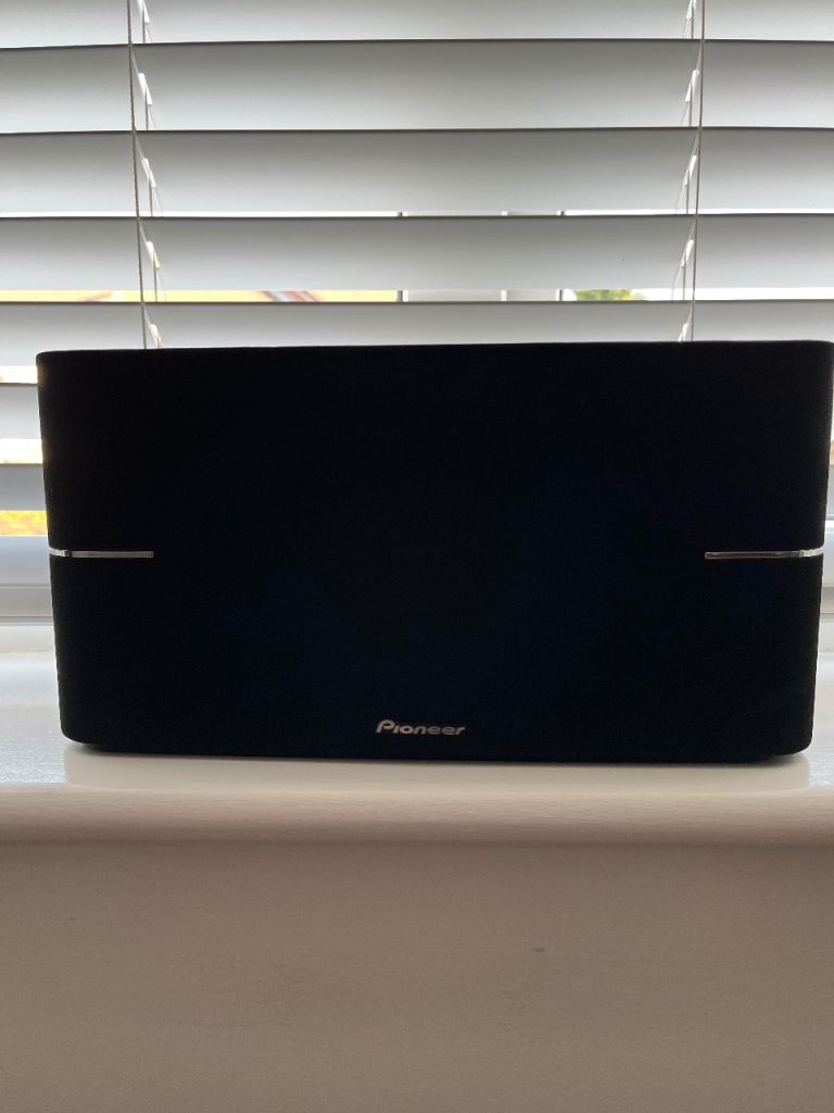 Pioneer wireless speaker system with ipod/iphone dock