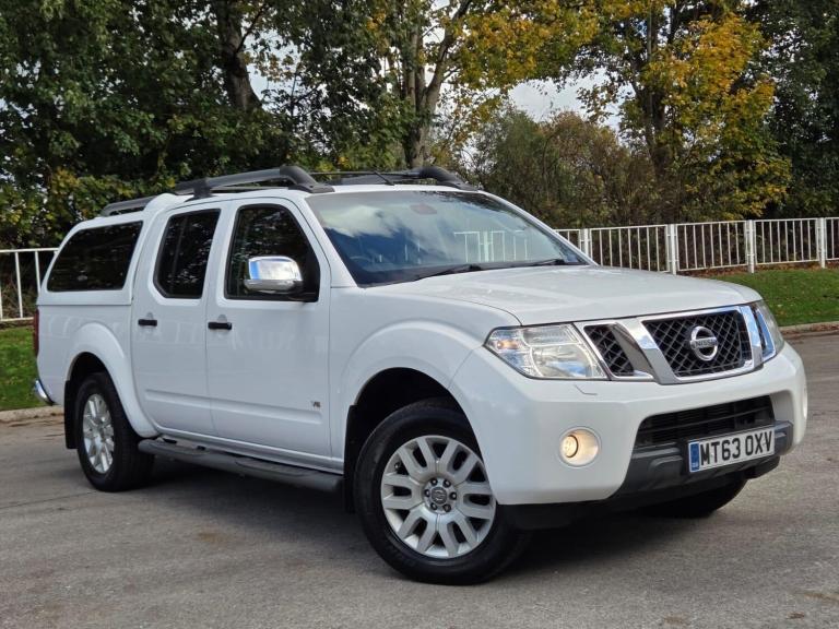 2013 Nissan Navara Double Cab Pick Up Outlaw 3.0dCi V6 231 4WD Auto PICK UP DIESEL Automatic