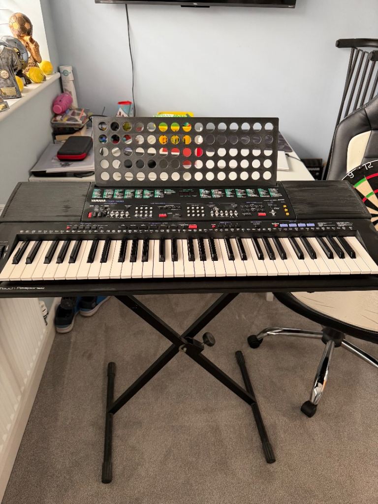 image for Yamaha Electronic Keyboard PSR-500