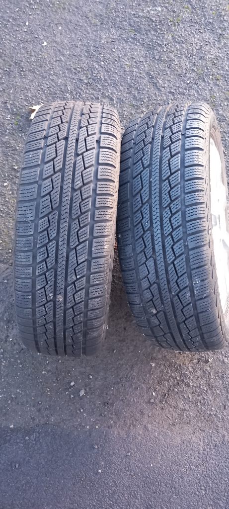 Tyres and Alloys wheels