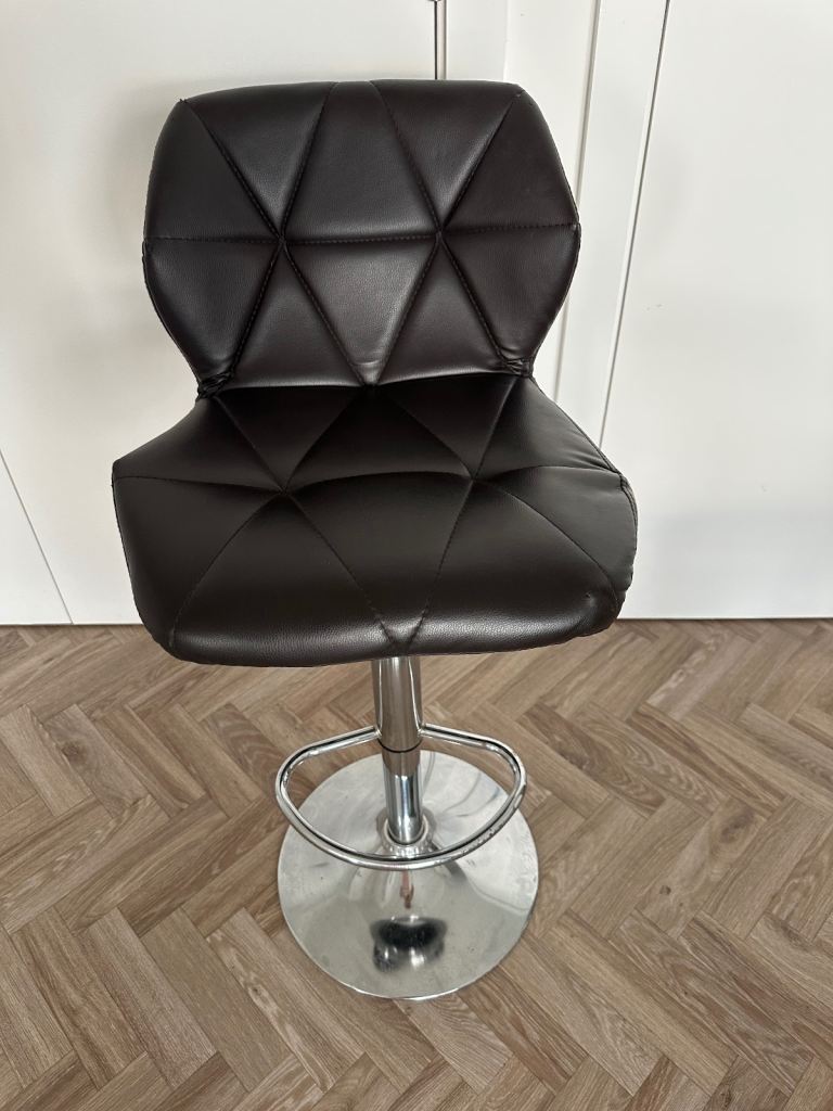Bar stool dark brown color 