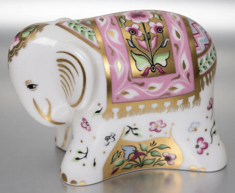 Retired Royal Crown Derby Baby Indian Elephant 