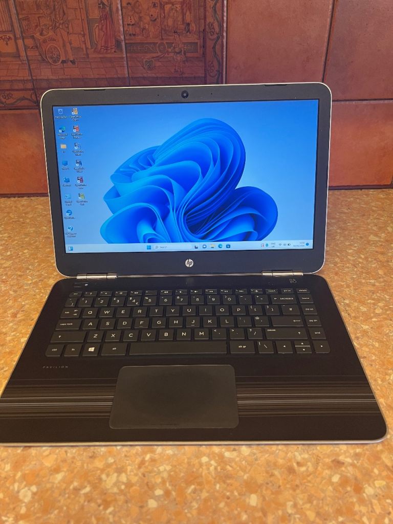 HP-14 core i3-7th generation 8GB ram 128gb SSD Windows 11 & office Laptop 