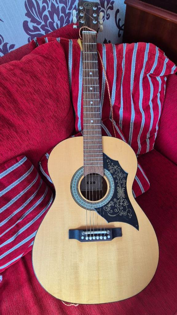 Kay K 320 Acoustic Guitar – Classic Vintage Look