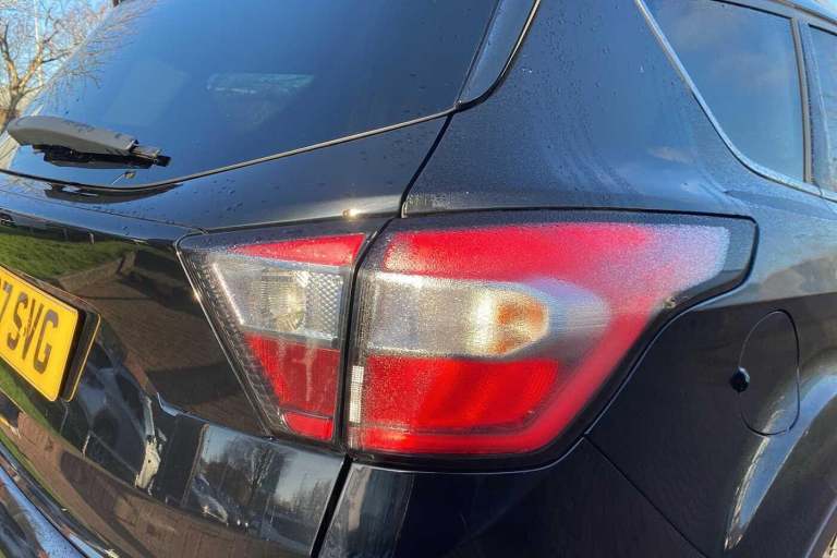 2017 Ford Kuga 2.0 TDCi Titanium (150 PS) 5-Door MPV HATCHBACK Diesel Manual