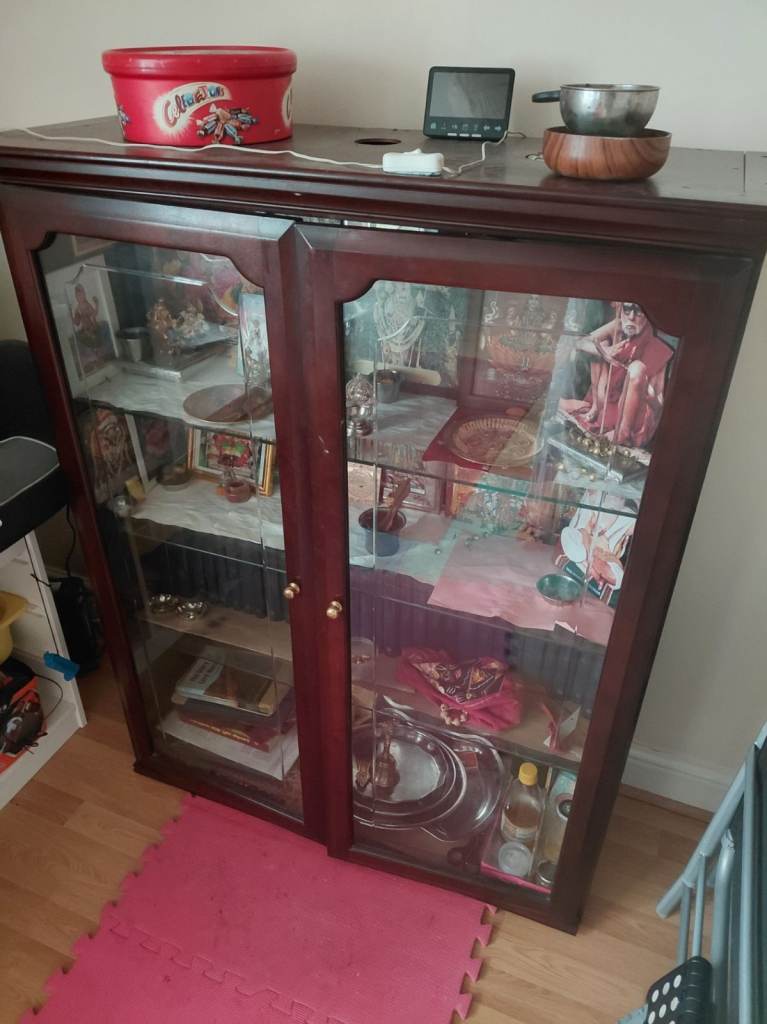 Display Cabinet -Good condition