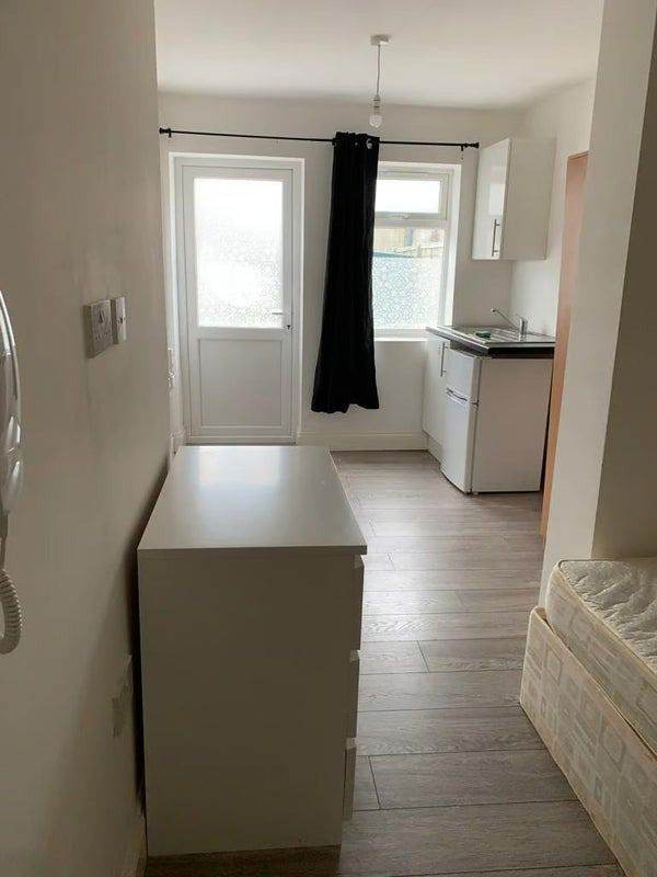 Studio Room in Feltham TW13 7BU