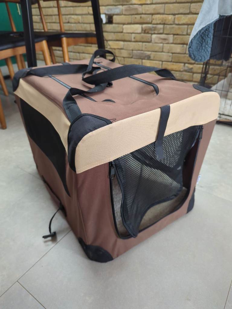 Soft dog crate for car small