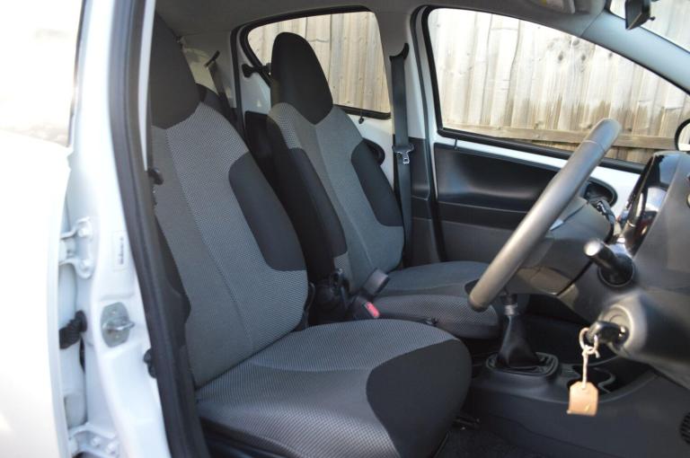 2014 Toyota AYGO 1.0 VVT-i Mode 5dr [AC] HATCHBACK PETROL Manual