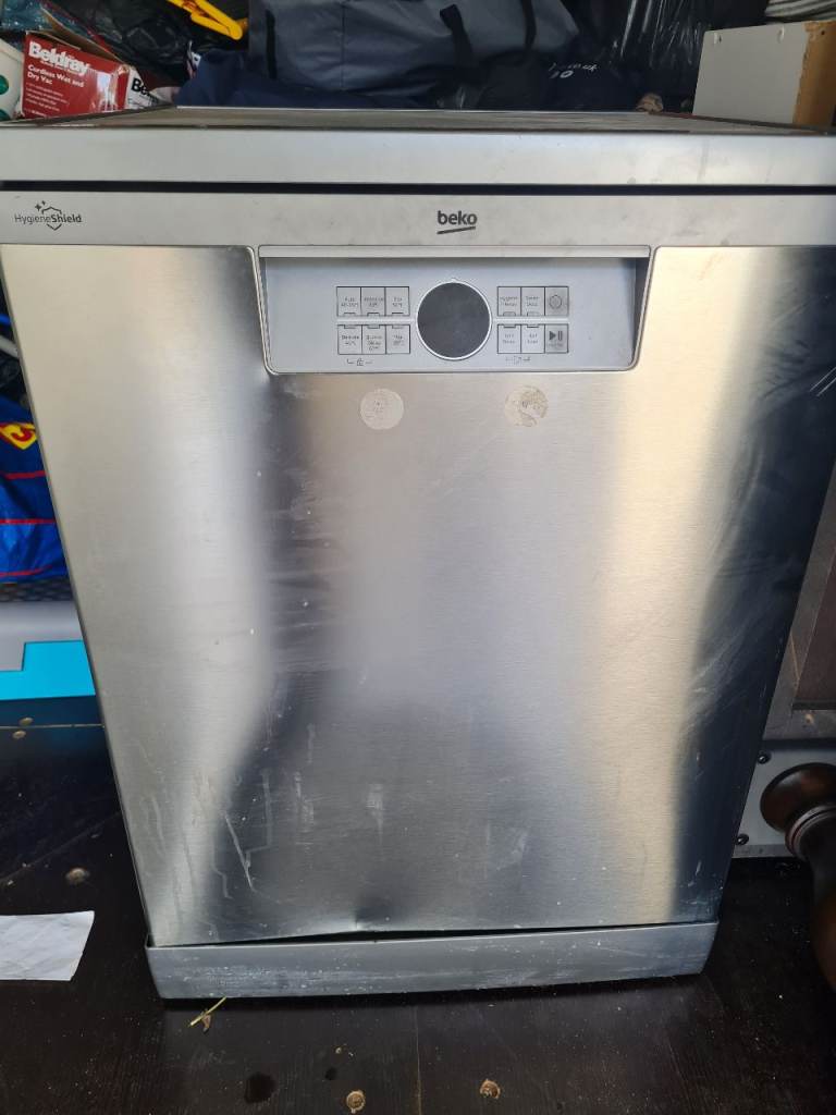 Beko Dishwasher - Silver, Fair Condition
