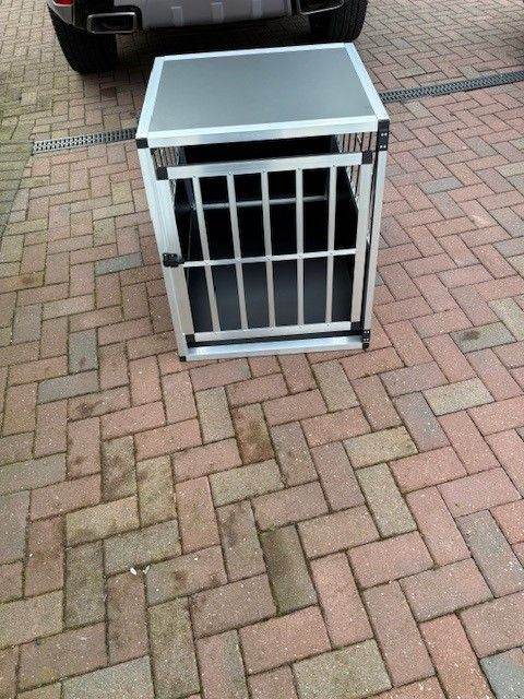 Dog crate