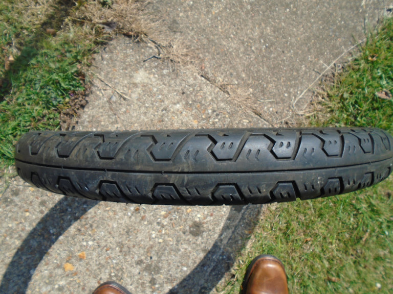 Tyres for Honda C70 / C90 or Yamaha Townmate