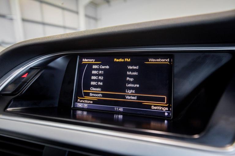 2015 Audi A4 2.0 TDI Ultra 163 SE Technik 5dr ESTATE DIESEL Manual