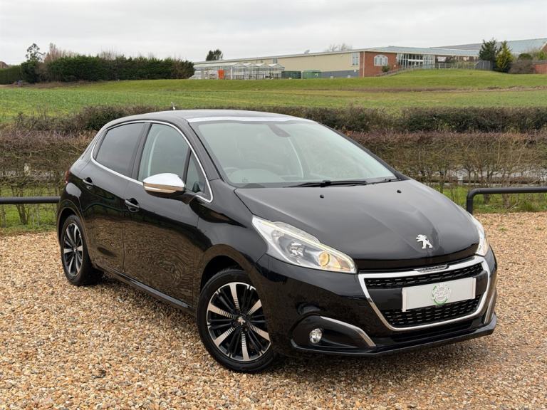2018 Peugeot 208 1.2 PureTech Allure Premium Hatchback 5dr Petrol Manual Euro 6 (s/s) (82 ps Hatc...