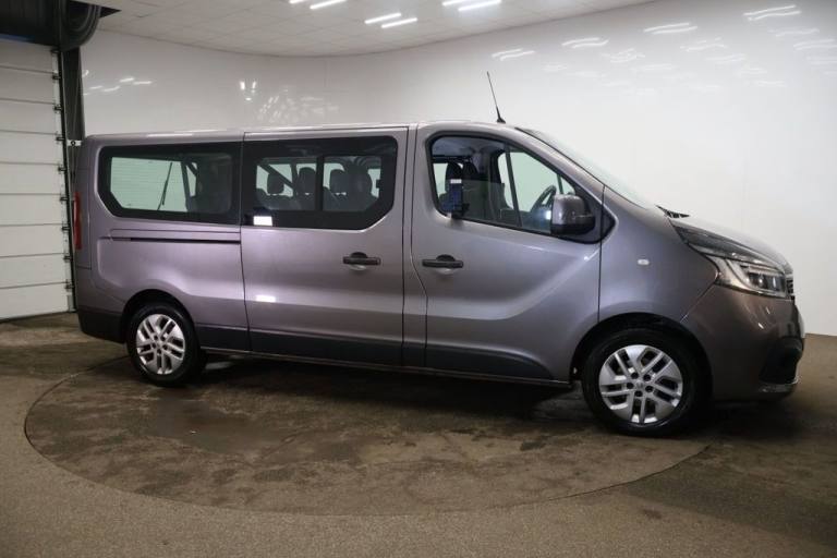 2019 Renault Trafic 2.0 dCi ENERGY 30 Sport Nav Minibus Double Cab 5dr Diesel Manual LWB Euro 6 M...