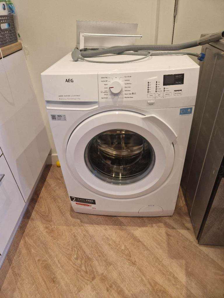 Aeg Brand new - 2 year warranty