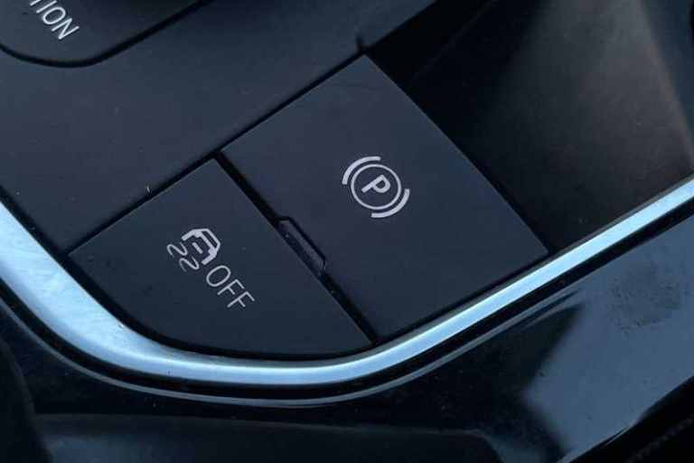 2022 BMW 1 Series 118I [136] M SPORT 5DR [LIVE COCKPIT PROFESSIONAL] Hatchback Petrol Manual