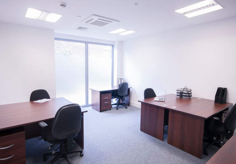 *Borough* Furnished Private Offices: 8 to 45 desks | Serviced Office to Rent in SE1