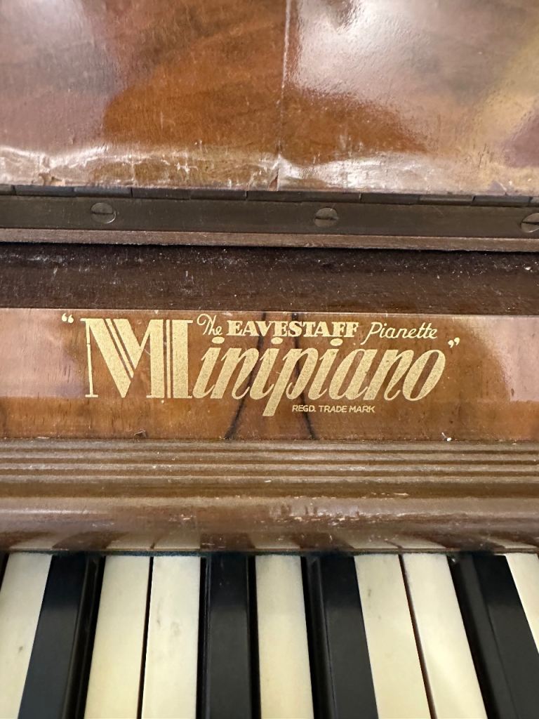 Eavestaff Minipiano and stool