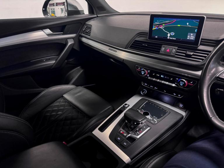 2018 Audi SQ5 3.0 TFSI V6 SUV 5dr Petrol Tiptronic quattro Euro 6 (s/s) (354 ps) ESTATE Petrol Au...