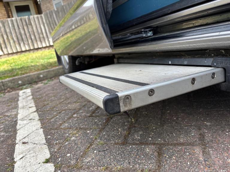 12v Automatic Campervan Step 550mm