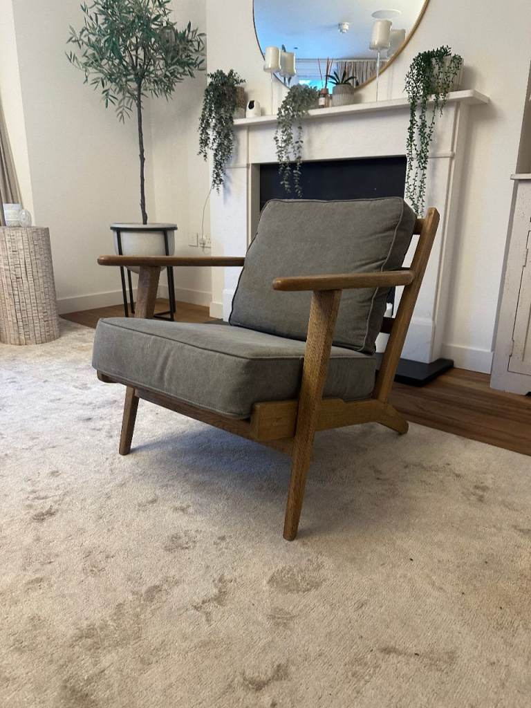 Mid-century Karla Lounge Chair 